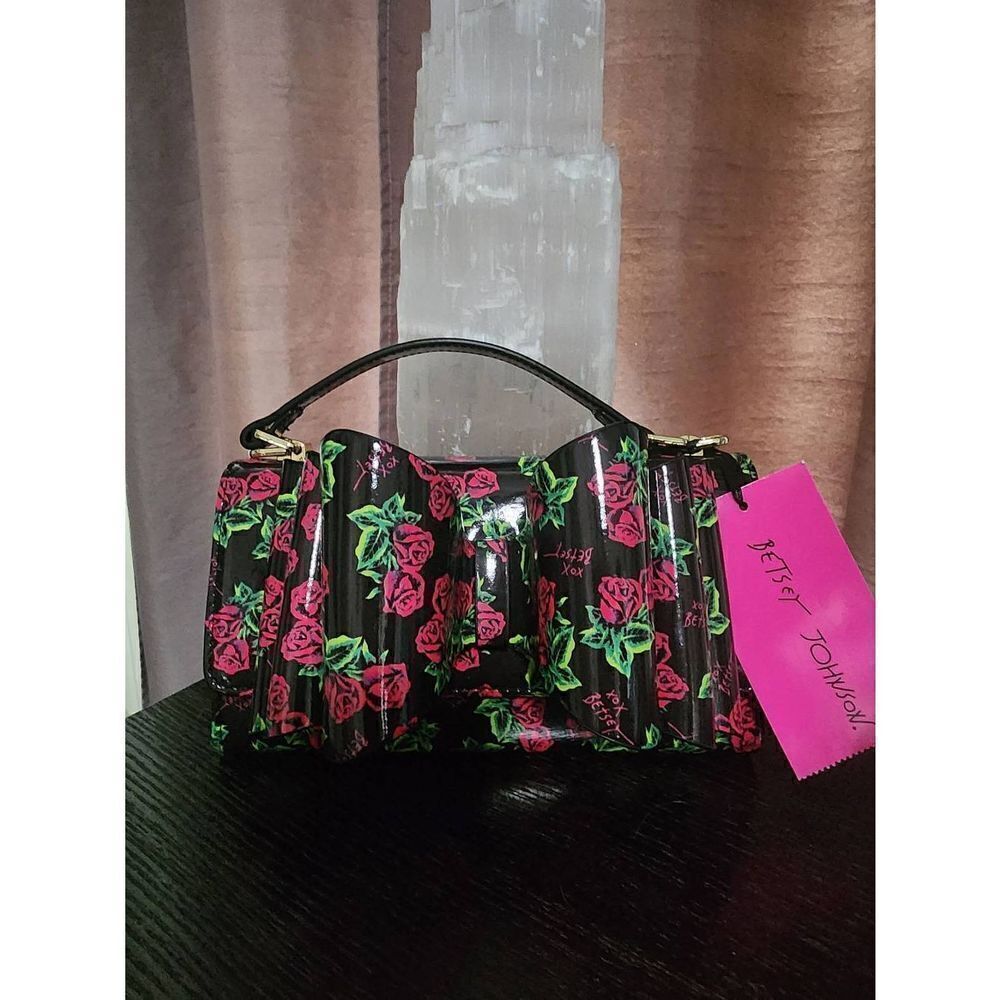 NWT Betsey Johnson 80th Birthday Limited Edition Rose BowโPurse